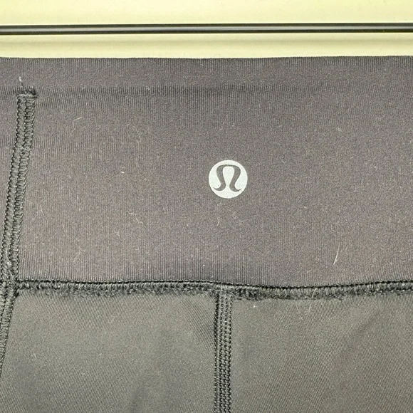 Lululemon Breathe Easy Leggings size 4 - Picture 5 of 10